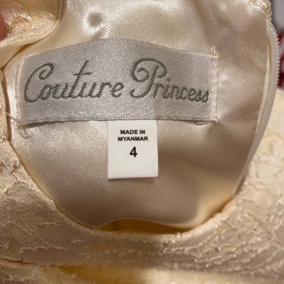 Gold A-Line Scoop Neck Formal Dress - Picture 4 of 4